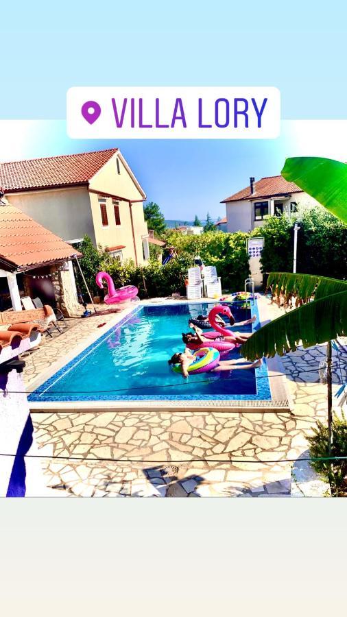 Villa Lory Krk Krk Town Exteriör bild